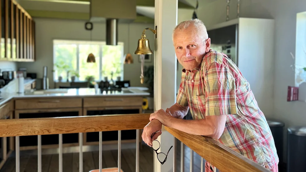 Odd Tember spelar bordtennis minst tre gånger i veckan. Han gillar att känna att han utvecklas inom sporten även om det inte är på samma nivå som boxningen. 