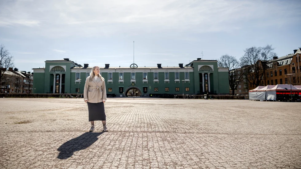 "Vill vi ha kvar ett levande city måste vi underlätta för människor att vara här och uppmuntra fler att komma hit", säger Sofia Andersson (M) som vill att Vaksala torg blir ett restaurangtorg.