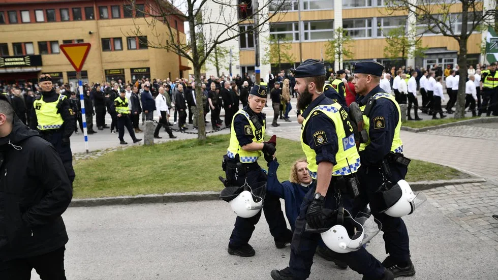 Våldsbejakande extremism har blivit ett allvarligt problem för vår tid.