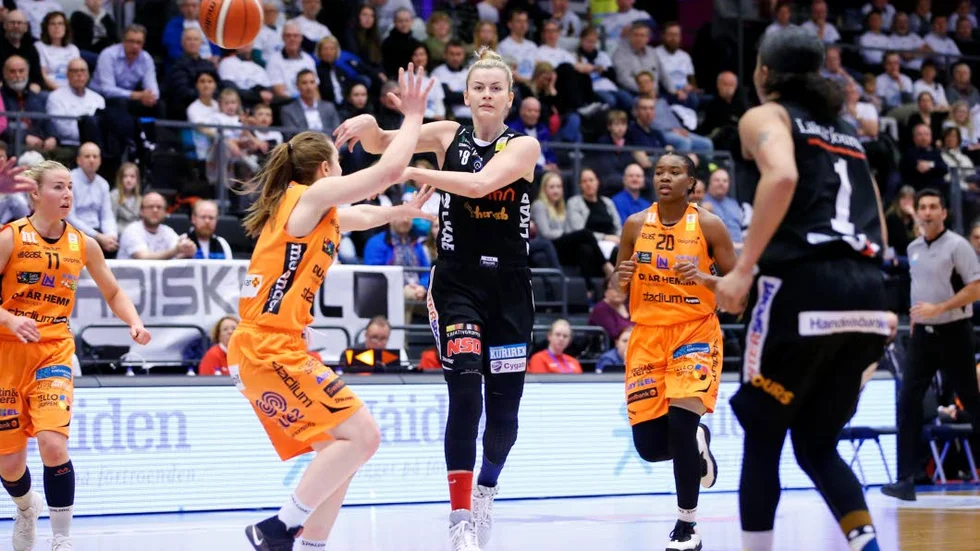 Artisten. Jelena Antic spelade en nyckelroll när Luleå Basket vann första kvartsfinalen mot Norrköping.