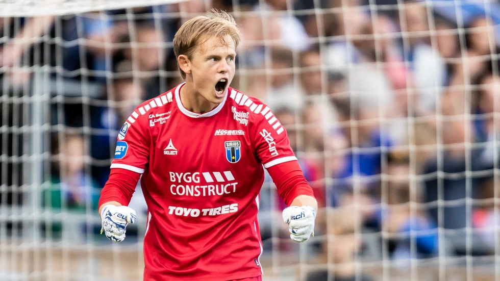 Jakob Tånnander gjorde sitt livs match (?) när Sirius vann mot Värnamo. Några riktigt kvalificerade räddningar fick gamle stor målvakten Magnus Hedman att ösa beröm över 22-åringen.