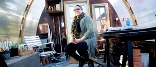 Renée, 45, lägger tid på att odla i sin trädgård – varje sommar