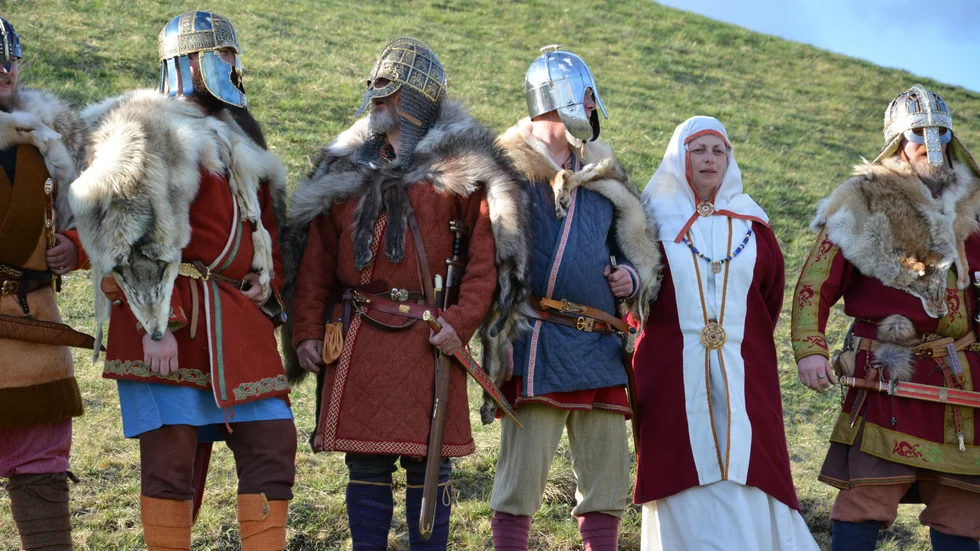 Från 16 till 18 juni kommer cirka 70 personer med specialkunskaper om Vendeltiden till Gamla Uppsala. 