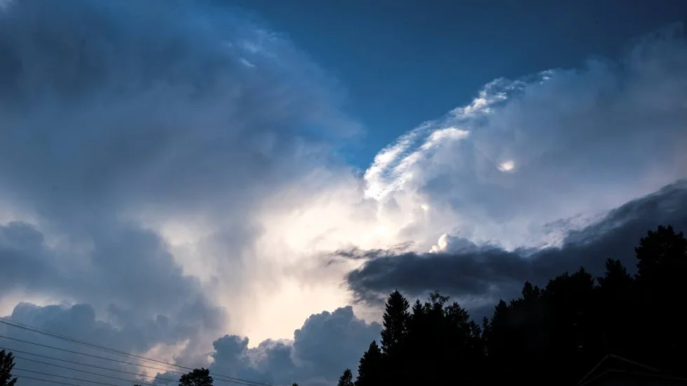 Skurar och regn.