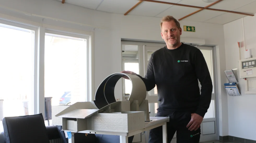 Robert Svartling är designmanager på Composite service som tagit fram en unik fisktrappa för vägtrummor.