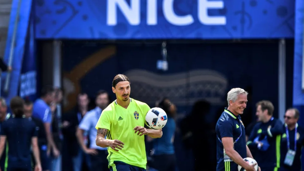 Zlatan Ibrahimovic vid en träning på Allianz Arena i Nice, under fotbolls-EM i Frankrike 2016, där han också meddelade sin avgång från landslaget.