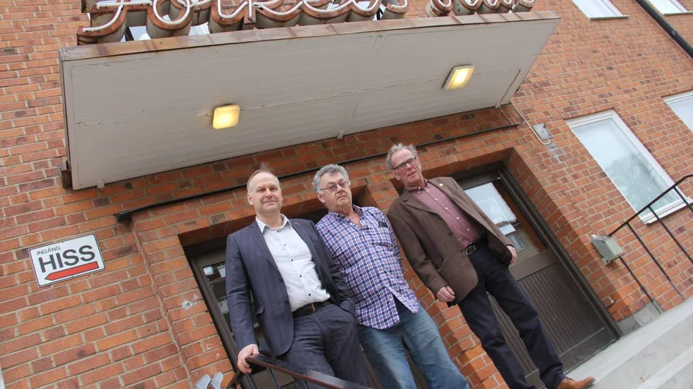 Partiledarebesök. På söndagen kom Jonas Sjöstedt (V) till Heby för att delta i vänsterpartiets länskongress. Här med Bengt Löfling och Lars Thor.