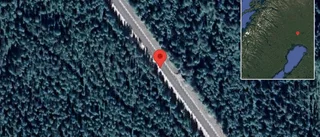 Lastbil i olycka på väg 841