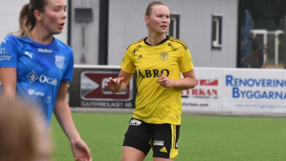 Saga Stejdahl berättar om samarbetet mellan hon och Molly Levin som har funkat bra den här säsongen. Nu vill hon känna segervittring efter förlusten senast. 