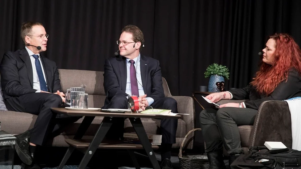 Anders Borg, före detta finansminister, Daniel Eriksson, Sörmlands sparbanks vd och Julia Rosqvist, programledare på plats i 2017 års första morgonsoffa.