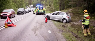Trafikolycka utanför Bie – personbil voltade