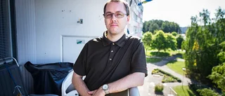 Tony vill ha kvällsöppna vårdcentraler – ställer frågan till politikerna