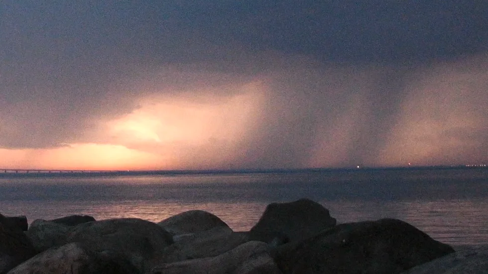 Enligt SMHI kan det falla uppåt 90 millimeter regn i norra fjällkedjan under lördagen. Arkivbild.
