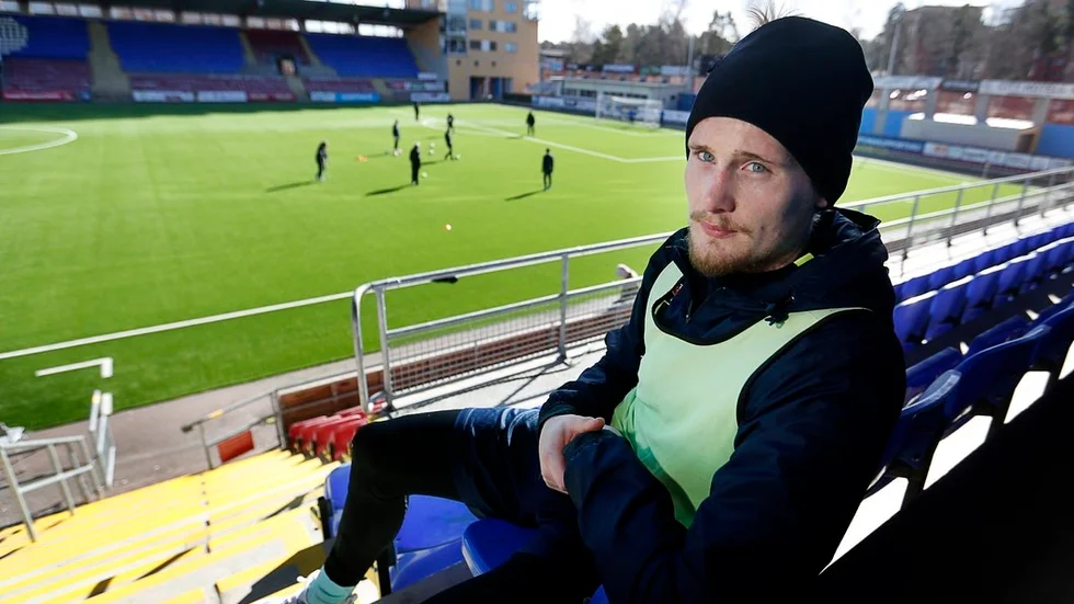 Mittbacken Ludvig Öhman är tillbaka igen i startelvan efter att ha missat förra matchen på grund av sjukdom.