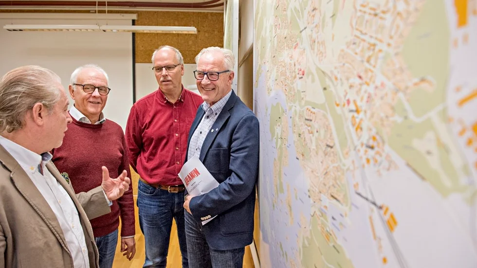 Alliansen i Oxelösund bestående av Bo Höglander (C), Göran Bernhardsson (KD), Klas Lundbergh (L) och Dag Bergentoft (M) presenterar sin skuggbudget. Den 14 november kommer de kommande årens budget att behandlas under kommunfullmäktiges sammanträde.