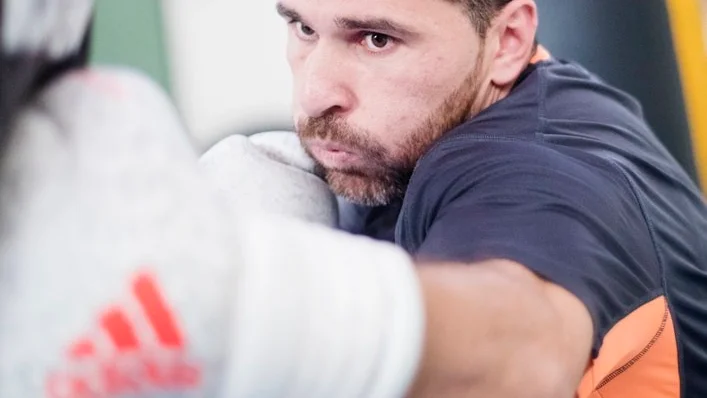 I sin senaste och fjärde proffsmatch imponerade Samo Jangirov på omgivningen såpass att han nu fått en titelmatch i Finland.