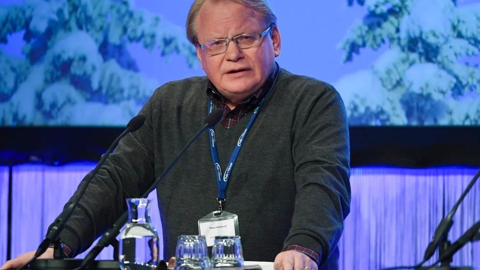 Försvarsminister Peter Hultqvist (S) – på bilden i Sälen – fick sin och riksdagsmajoritetens linje motarbetad av utrikesdepartementet. Men det är inte så självklart som man skulle kunna tro att utrikesministern själv beordrade eller godkände detta.