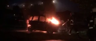 Anlagd brand i bil