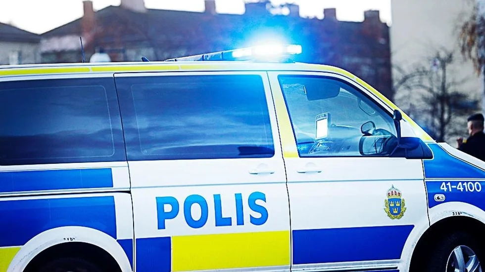 genre polis1.jpg