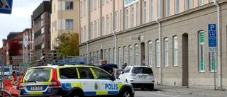 Stort polispådrag till Hälsohuset