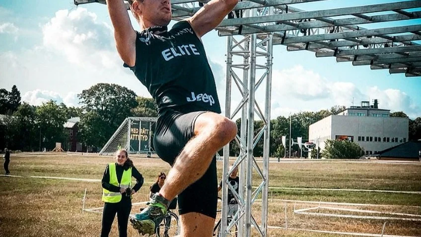 Martin Stjernlöf från Eskilstuna Friidrotts OCR Team blev tvåa i helgens avslutande Tough Viking-deltävling och tog hem totalsegern.