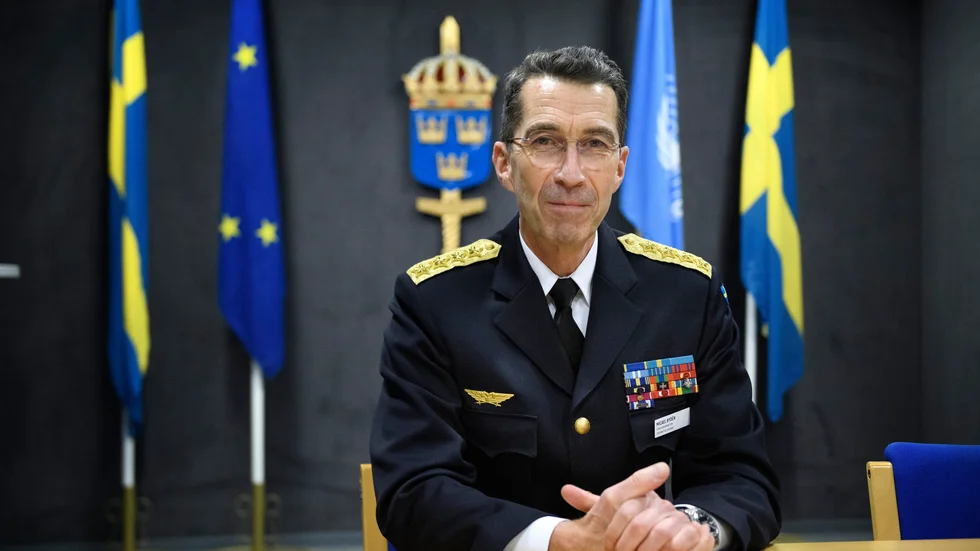 Insändarskribenten tycker att öb Micael Bydén skulle vara en bra försvarsminister om Sverige går med i Nato.