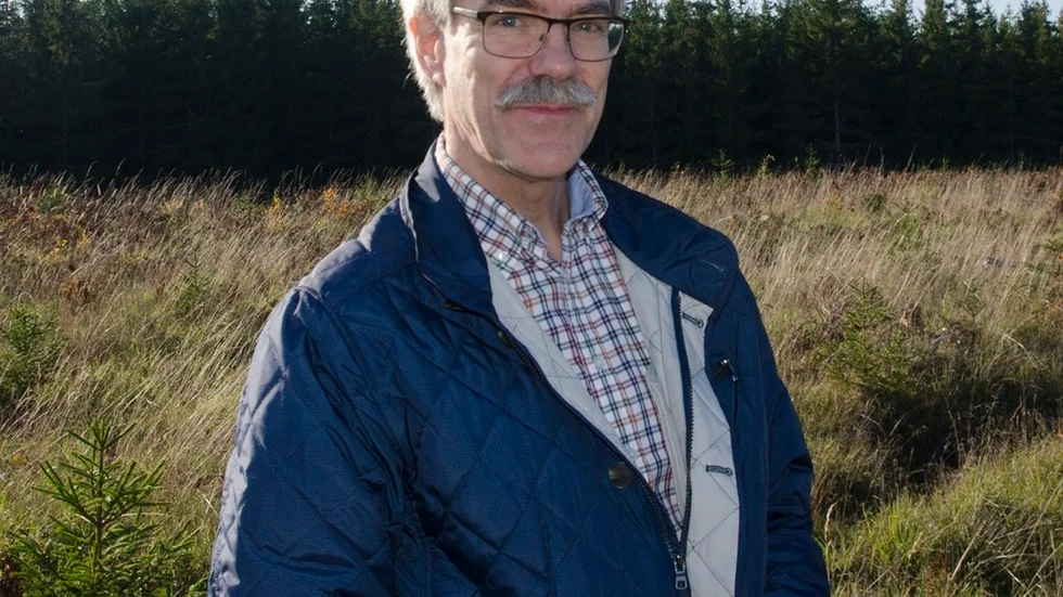 Hans- Erik Eriksson, fyller 65 nästa år men pensionen är inget som han vill tänka på. "Det är jättespännande att arbeta med Ostlänken".