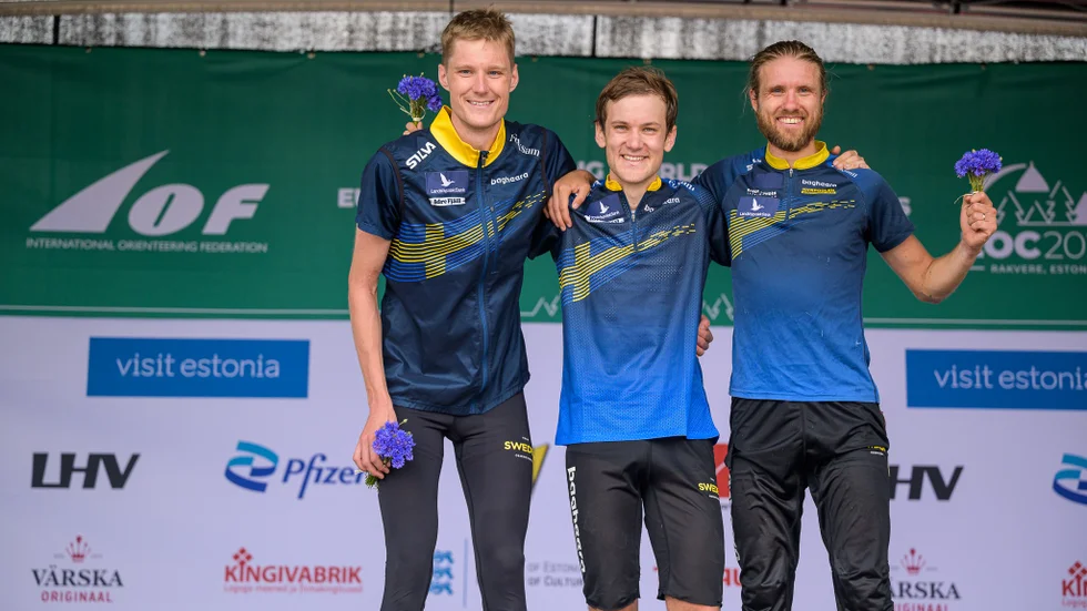 Tillsammans med Aton Johansson och Gustav Berggren plockade Albin Ridefelt hem alla medaljer från medeldistansen. 
