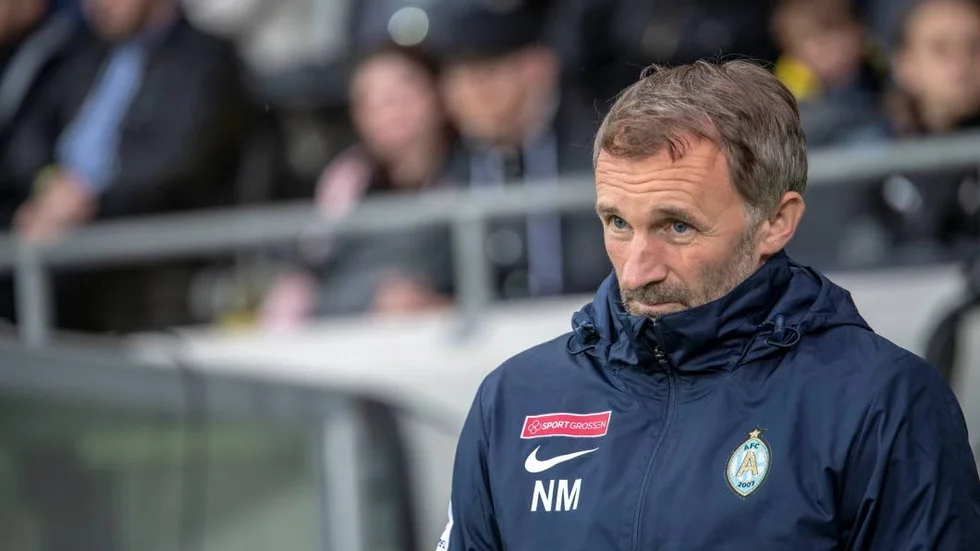 AFC-tränaren Nemanja Miljanovic lämnade trion Artem Rakhmanov, Ousmane Camara och Vladislav Bragin hemma i Eskilstuna under den tre dagar långa finaluppladdningen i Göteborg.