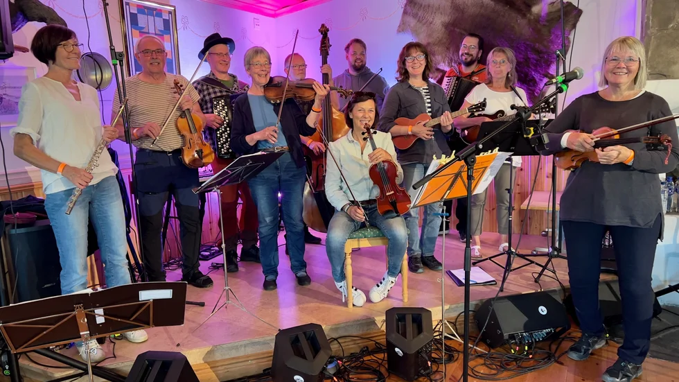 Sorsele spelmän, med musiker från både Arjeplog och Sorsele, uppträder vid flera tillfällen under Tjärnberg folk- och världsmusikfestival.
