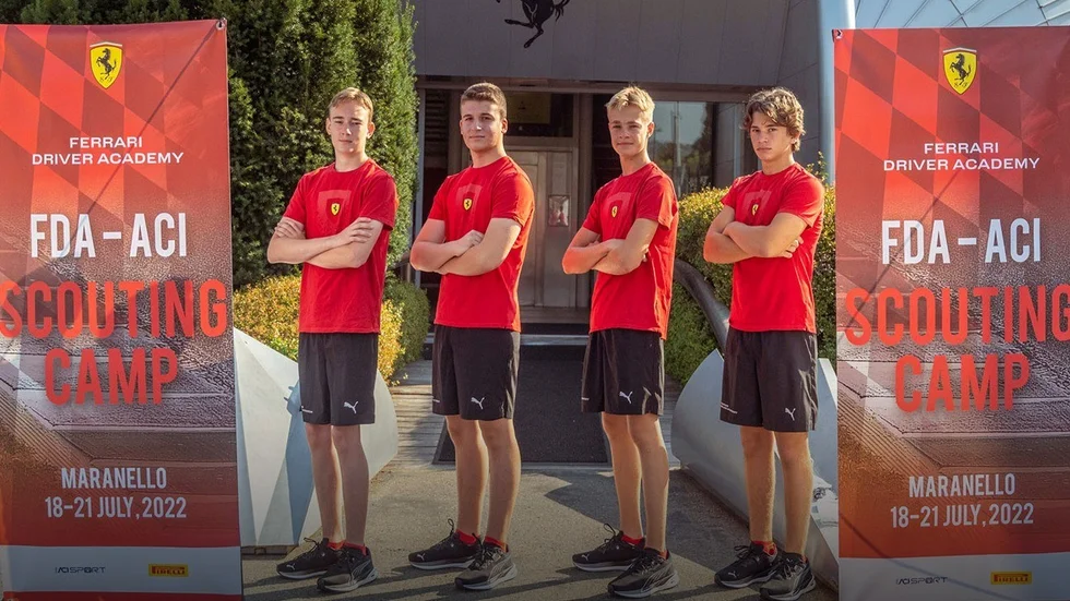 Oscar Pedersen (längst till vänster), från Rasbo, var nöjd med sin prestation i Ferraris scoutingläger.