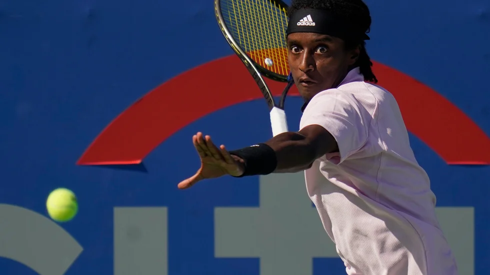 Mikael Ymer i segermatchen mot förra världsettan Andy Murray i Washington förra veckan.