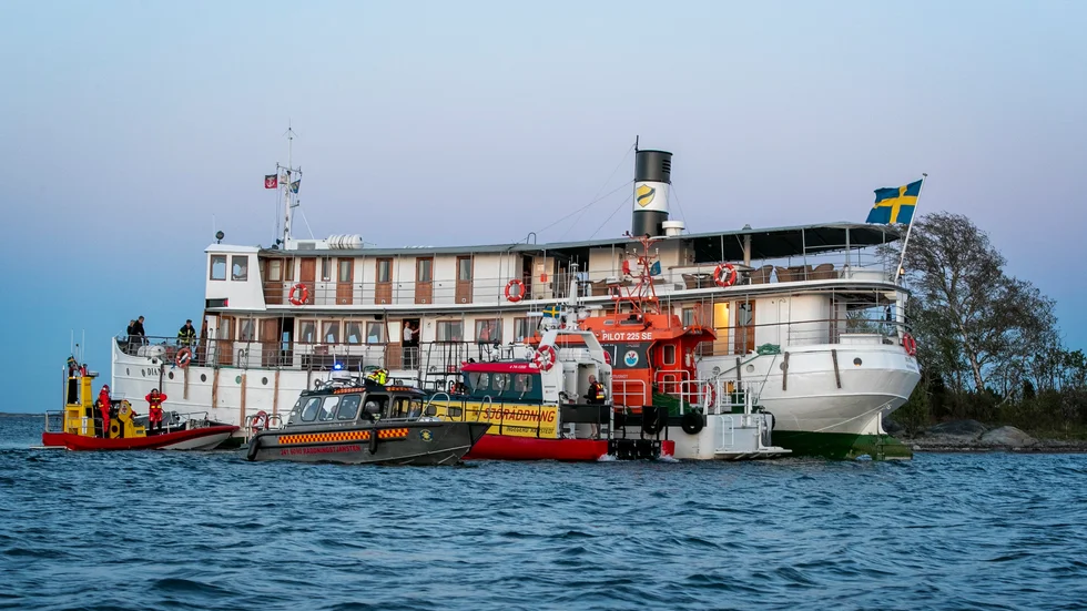 MS Diana gick på grund i Nyköpings skärgård. 