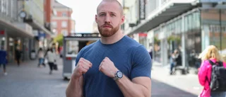 Linköpingsfightern Jonnie ska slåss i MMA-galans rampljus: "Lyssnar på lugn musik"