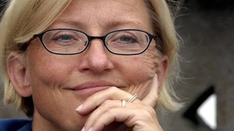 Boken om Anna Lindh är en gestaltad dokumentär, synnerligen träffsäker om politikernas villkor i maktens centrum.                         foto: maja suslin/scanpix