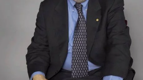 Nobelpristagaren Paul Krugman vägrar sticka huvudet i sanden. Nyutkomna "Krisen" är en liten händig volym på 190 sidor.      foto: ulla monthan