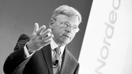 Bankernas vinster och bonusar blir viktigare än välfärden för den enskilde medborgaren. Vad ska/kan göras för att återupprätta tilltron till staternas förmåga i de ekonomiska krisernas tidevarv?