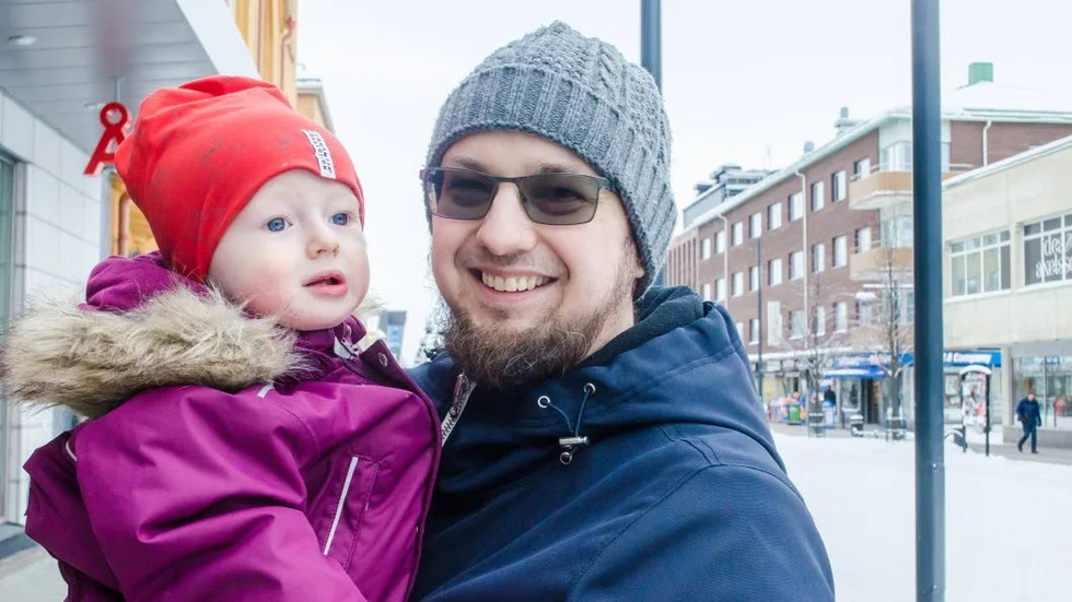 Mårten Woxberg, 37 år, Luleå med sonen Alfred.