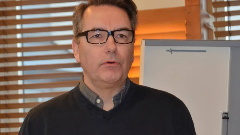Direktiv. Det finns enligt för- och grundskolechefen Bertil Sundström för hur utredningen ska se ut.