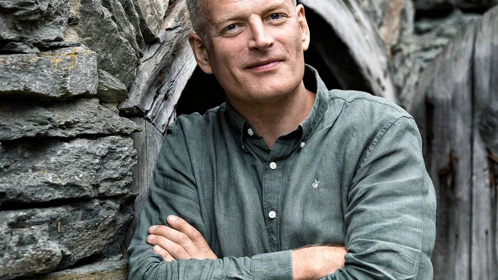 "Som berättare har Lars Mytting faktiskt en del likheter med Selma Lagerlöf", skriver NSD:s recensent om romanen "Hekneväven".