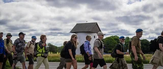 Veteranmarsch i mål i Tingstäde