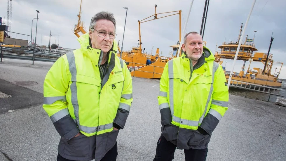 Anders Verkander, befälhavare, och  och Lasse Dehlin, matros på Färjerederiet.