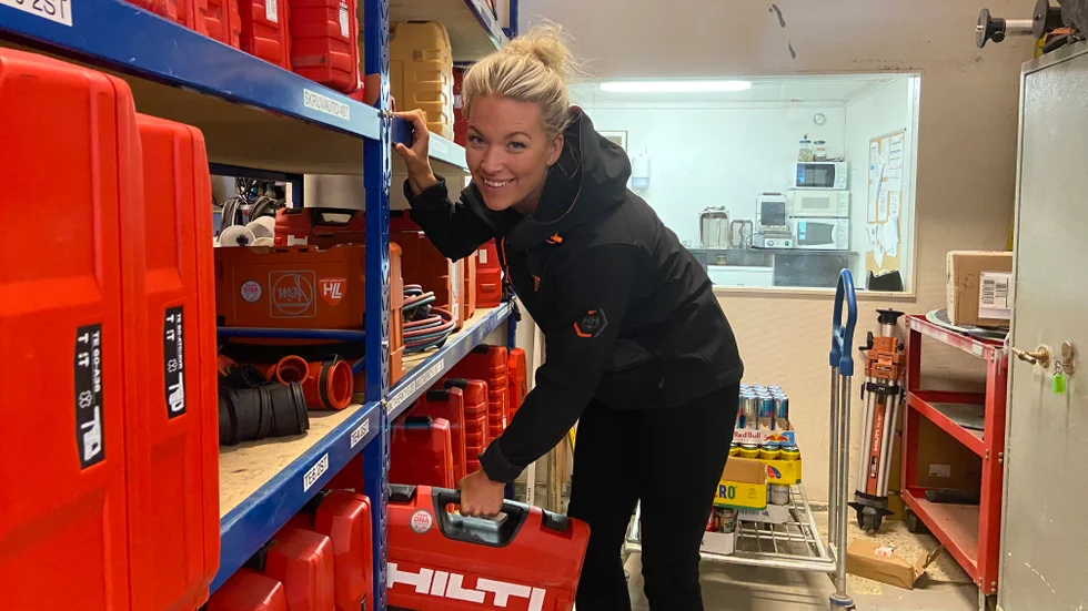 Lovisa Kullengren, depåansvarig på Hyreslandslaget, som kommer att flytta till helt nya lokaler i slutet av 2022: "Det känns jättespännande."