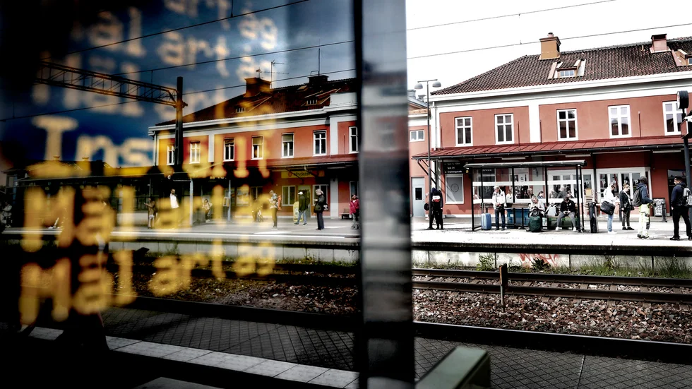 Flera anmälningar och en rad oklarheter i informationen på Mälartågs hemsida. Nu granskar Konsumentverket Mälartåg.