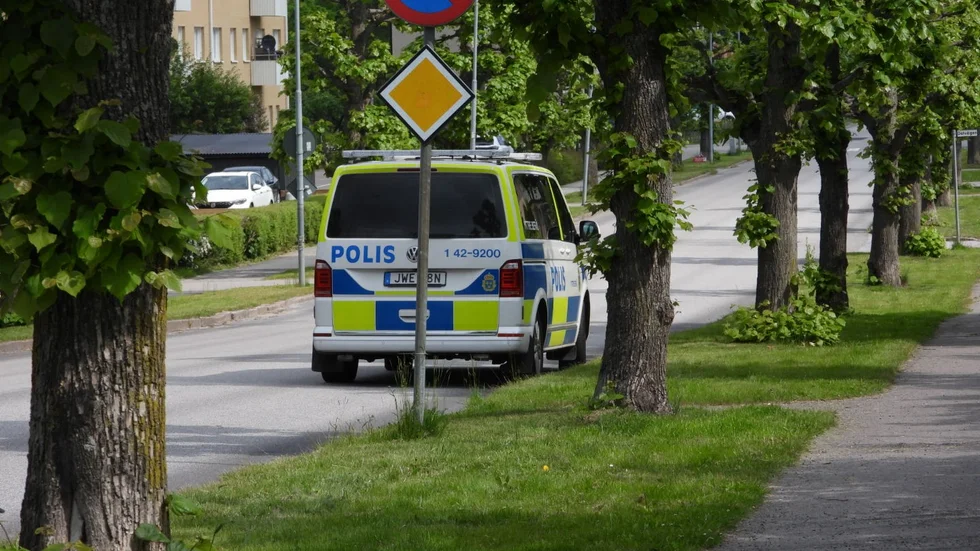 Polisen var på plats på Stora Allén för ett utredningsärende på fredagen.