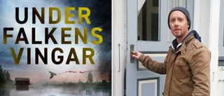 Skelleftesonen är tillbaka – med sin första spänningsroman: ”Sker ett mord i min hemby Storkågeträsk”