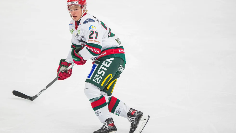 Teodor Niederbach byter Frölunda mot Rögle i SHL. Arkivbild.