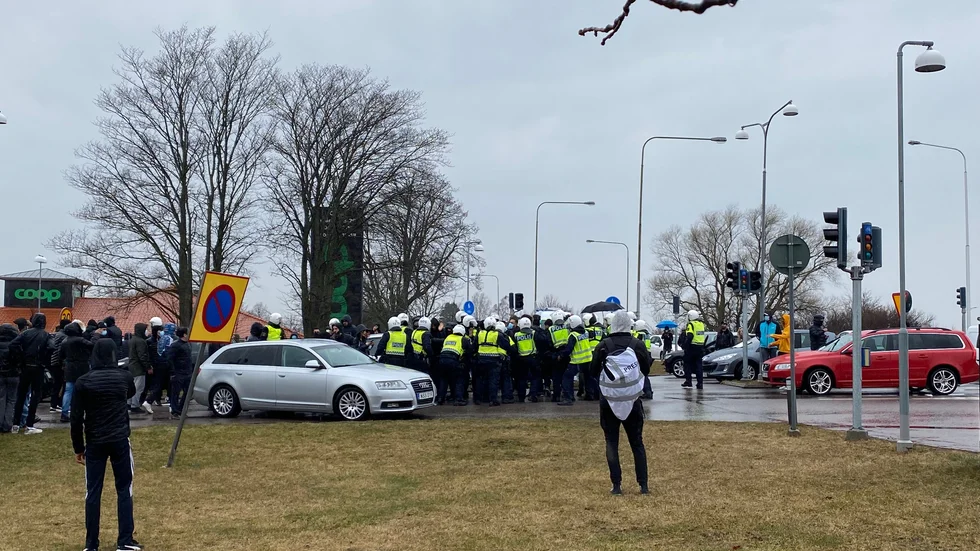 Det blev våldsamt i Skäggetorp på torsdagen.