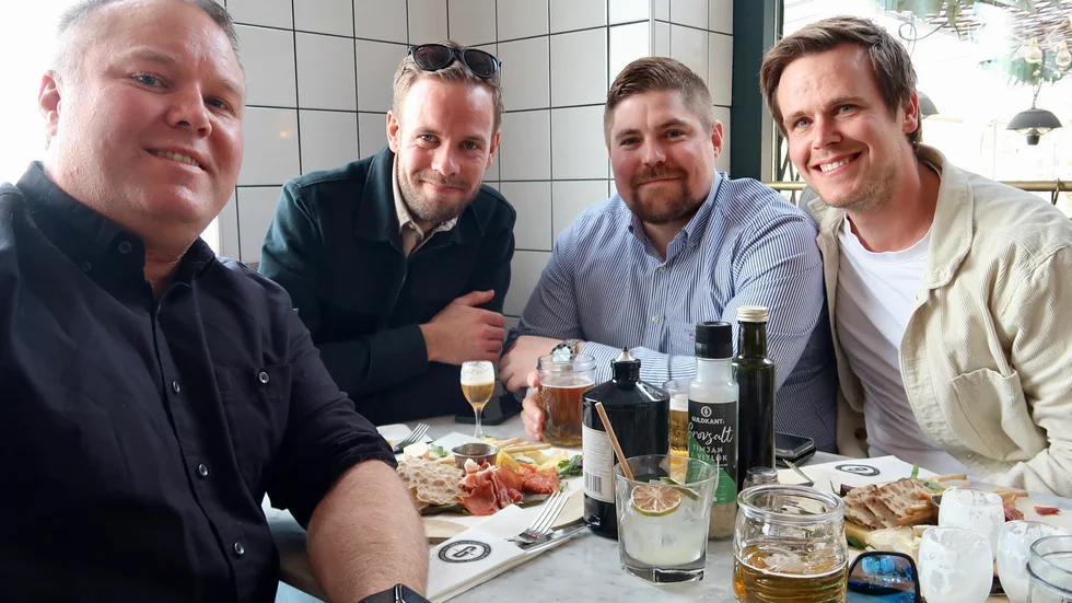 Erik, Pontus, Emil och Jens firade in påsken på Guldkant.