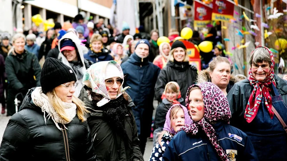 Årets stora påskmarsch ser ut att få genomföras i lågtrycksbetonat väder.
